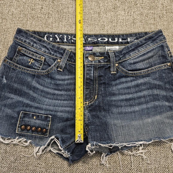 GYPSY SOULE  Raw Hem Denim Blue Jean Shorts Sz 2/26 Mesium Wash - Picture 6 of 11